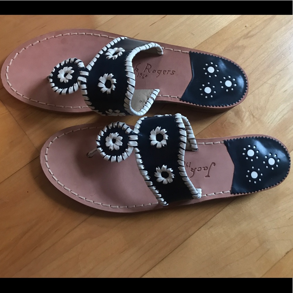 Jack Rogers Palm Beach - Navy/White Sandal. Size 8